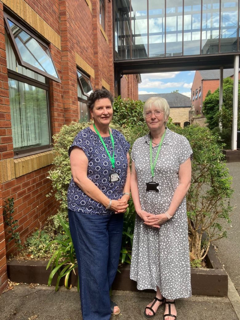 photo of 2 retiring teachers