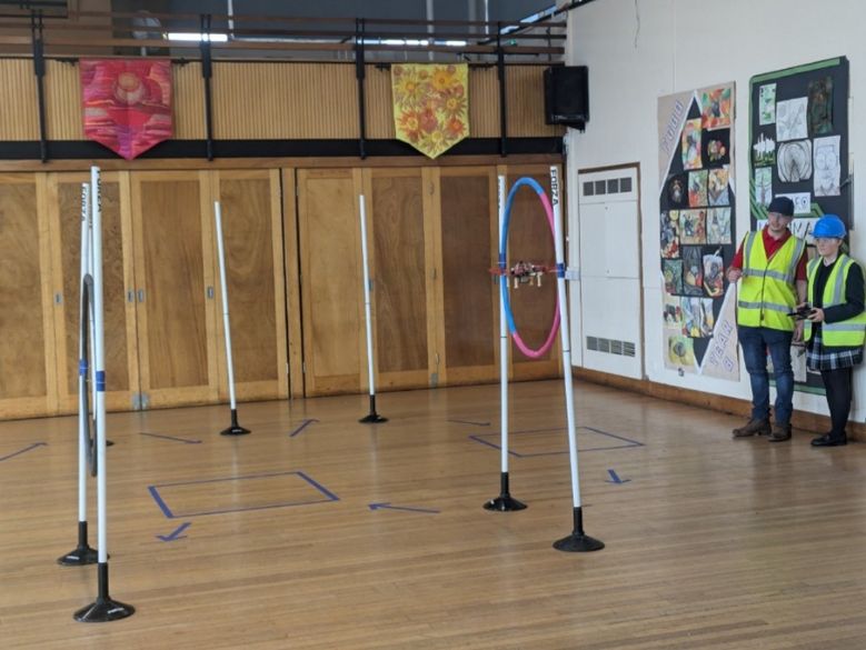 quadcopter flying through hoop